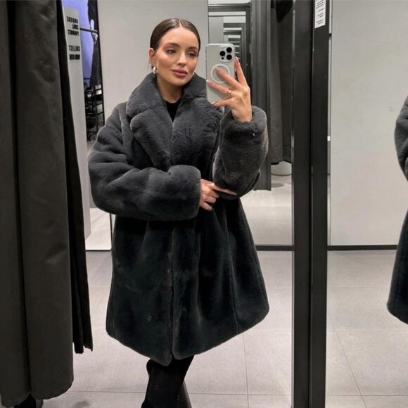 ZARA Faux Fur Coat Sz L Black 1255/755 Bloggers Favorite mob wife - Picture 1 of 10